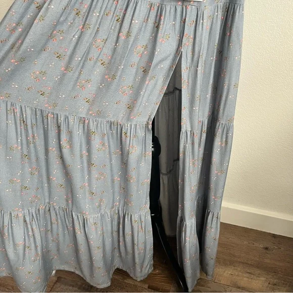 Jen’s Pirate Booty Floral Tiered Maxi Skirt NWT